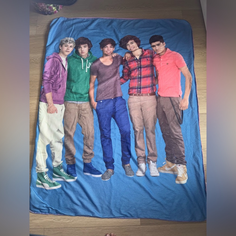 One Direction RARE 2013 Throw Blanket 45”x60” - Picture 4 of 11